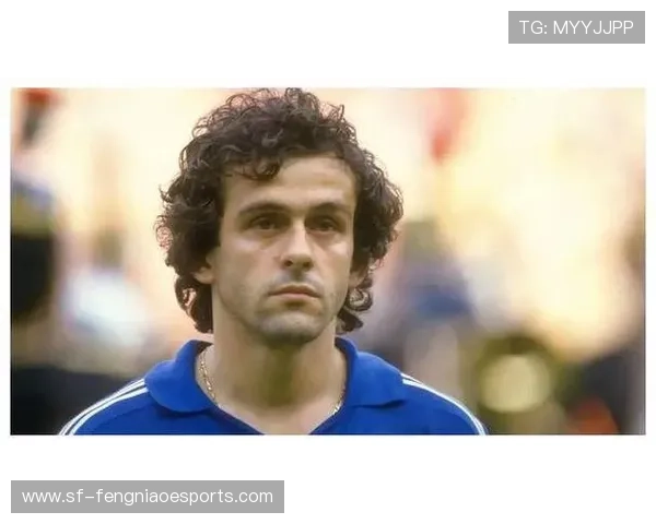 法国足球传奇10号球星是谁他在球场上的辉煌与影响力解析