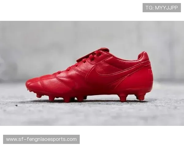 穿红足球鞋的球星有哪些 揭秘那些脚踏红鞋的足球巨星风采