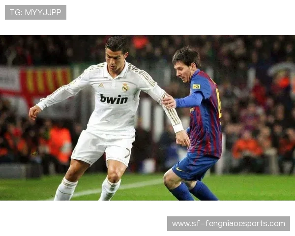 适合写作文的足球球星分析与选择：从梅西到C罗的写作启示